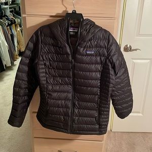 Black Patagonia women’s jacket size large like new